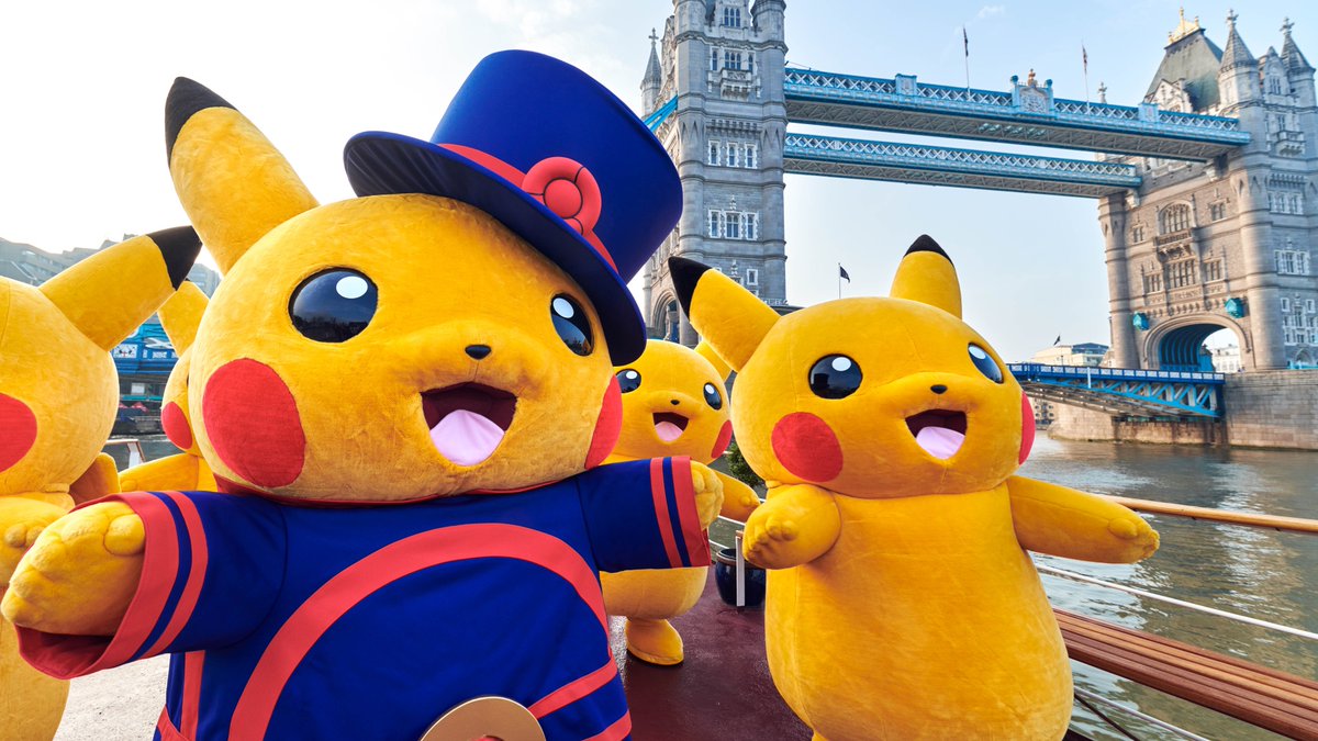 ポケモン ロンドン 英国自然博物館 ピカチュウ ぬいぐるみ ロンドン