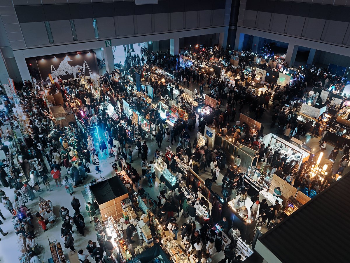 イベント1日目が無事に終了しました。 お気楽屋のブースにもたくさんの