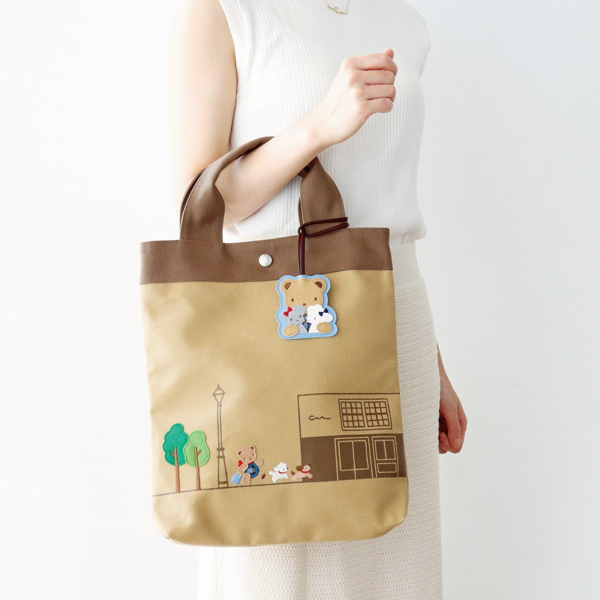 再入荷のお知らせ／ ファミリア広尾店限定のチャームを再販売！ 人気の