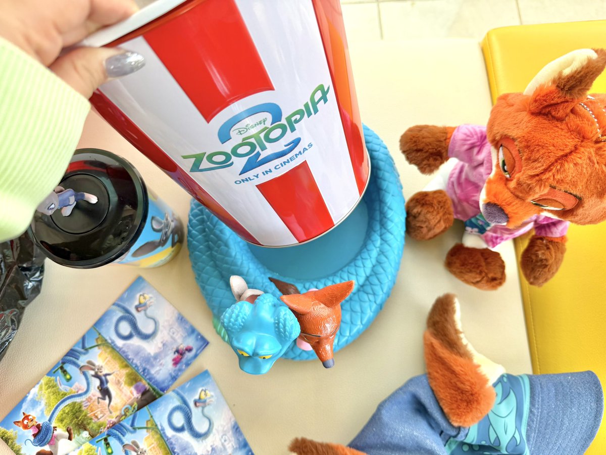 映画館のスーベニアはあまり買うことなかったんだけど、大好きな