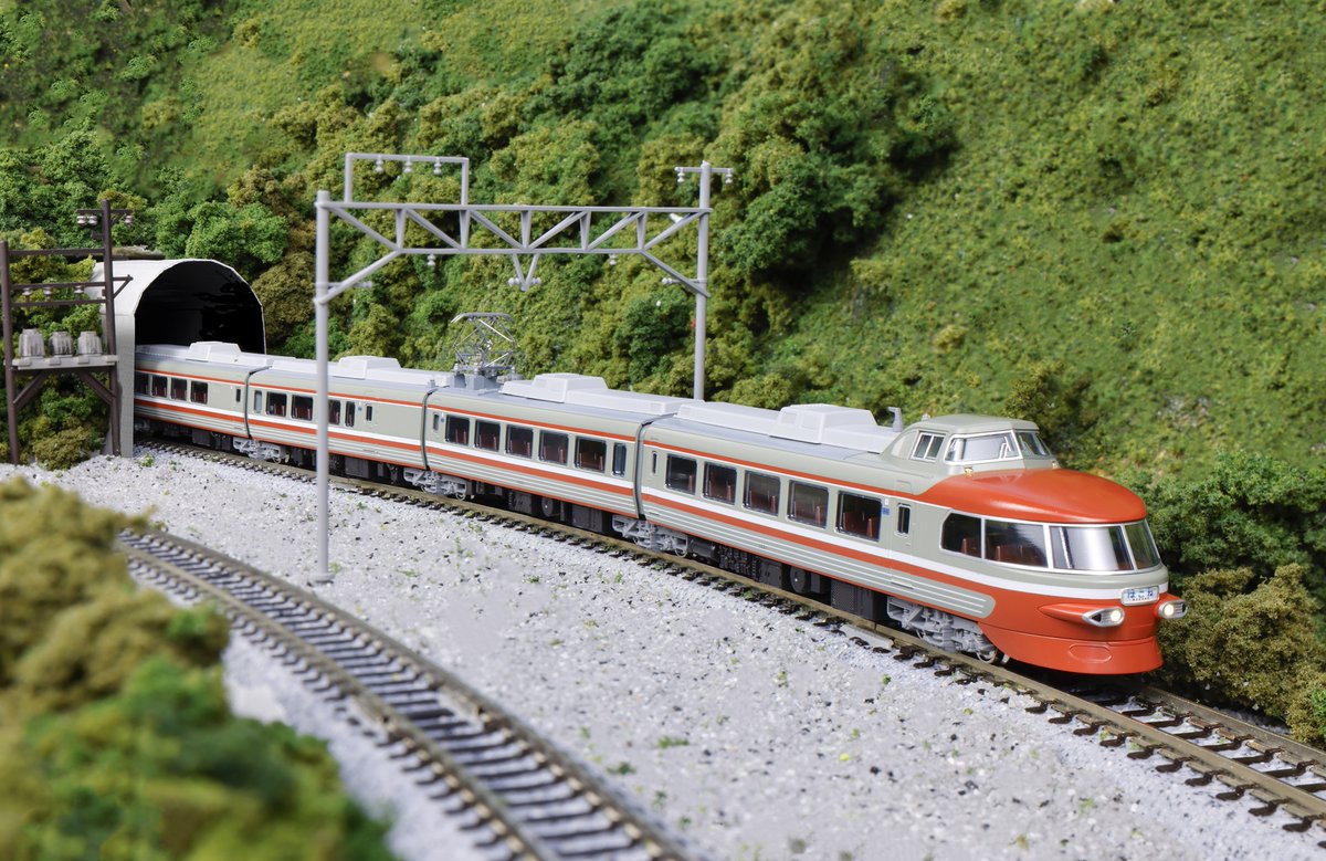 新品未使用KATO小田急ロマンスカーNSE 3100形 冷房増設10-1284 imgrc0065644560.jpg