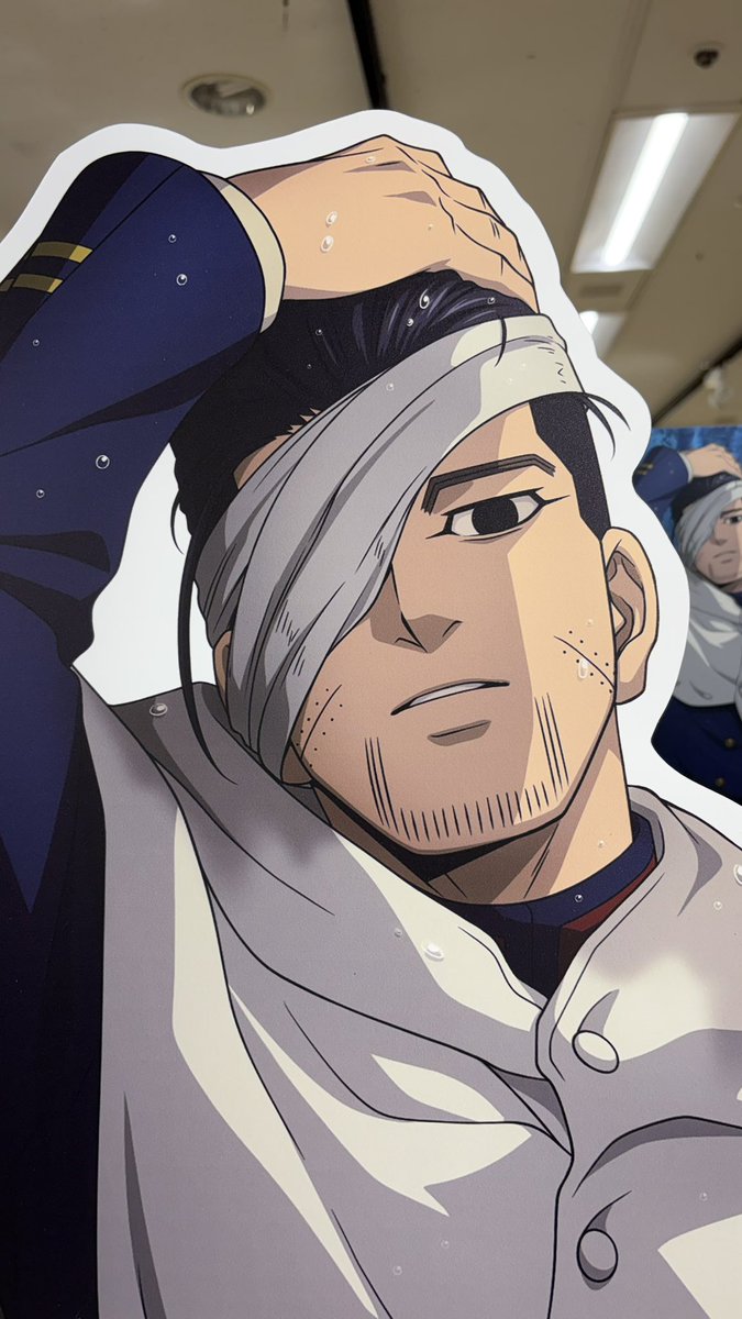 ゴールデンカムイPLAZAの夜雨🌃☂️ 尾形のパネル すごい.！