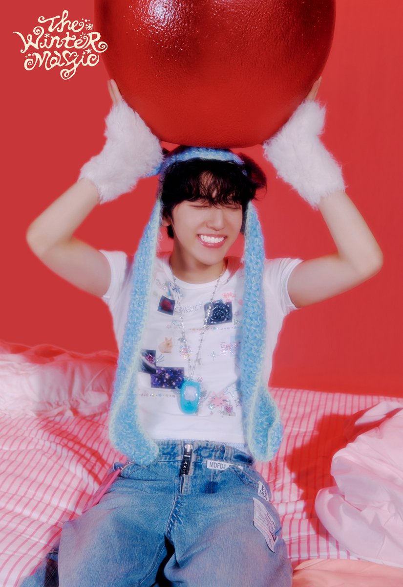 CONCEPT PHOTO ❄️:*・ﾟ : Sweet Cake ver. #HIROMU INI WINTER