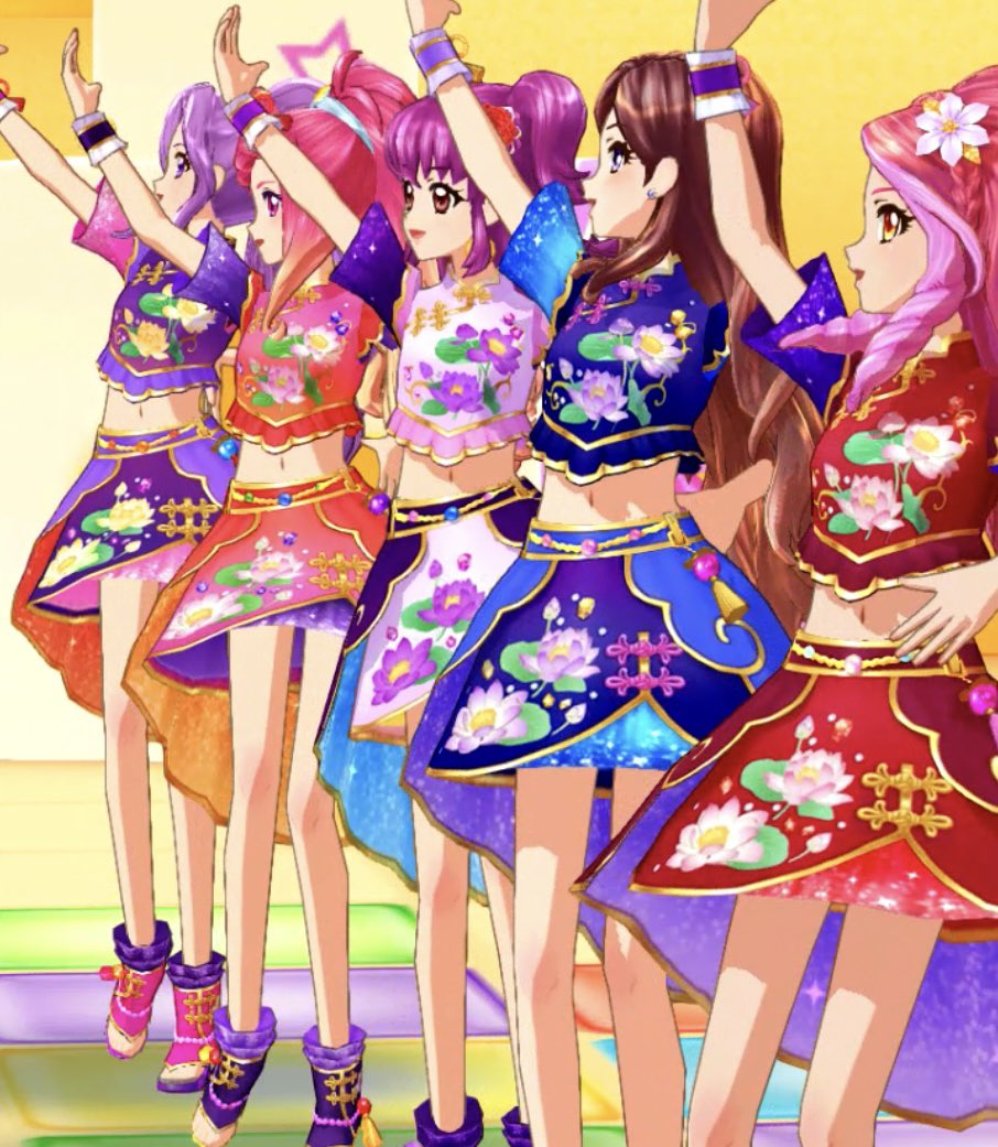 オールアイカツ!大衣装展!!」展示コーデ(一部色違い)を三ノ輪ヒカリ