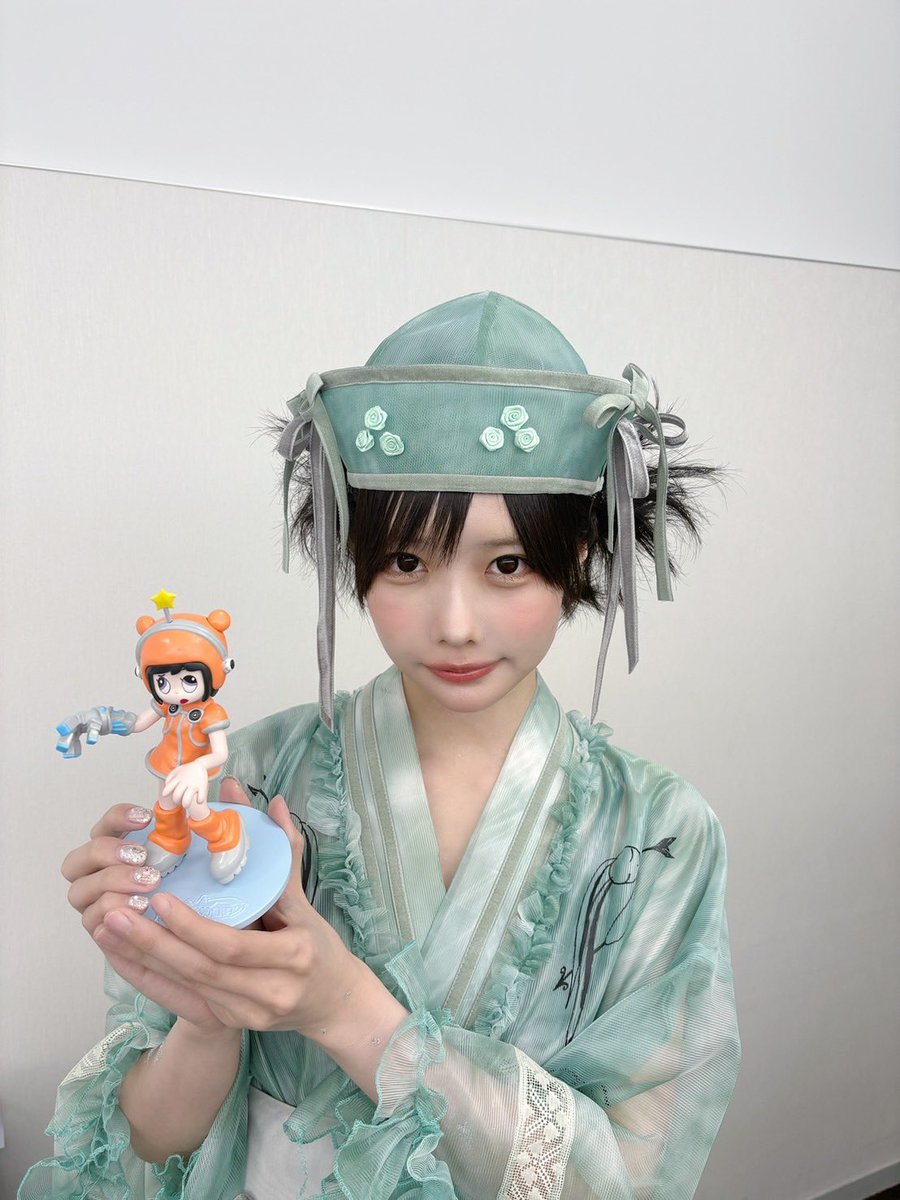 GOODS】 「ロりロっきゅんロぼ♡」MVに登場する、クレイanoちゃん