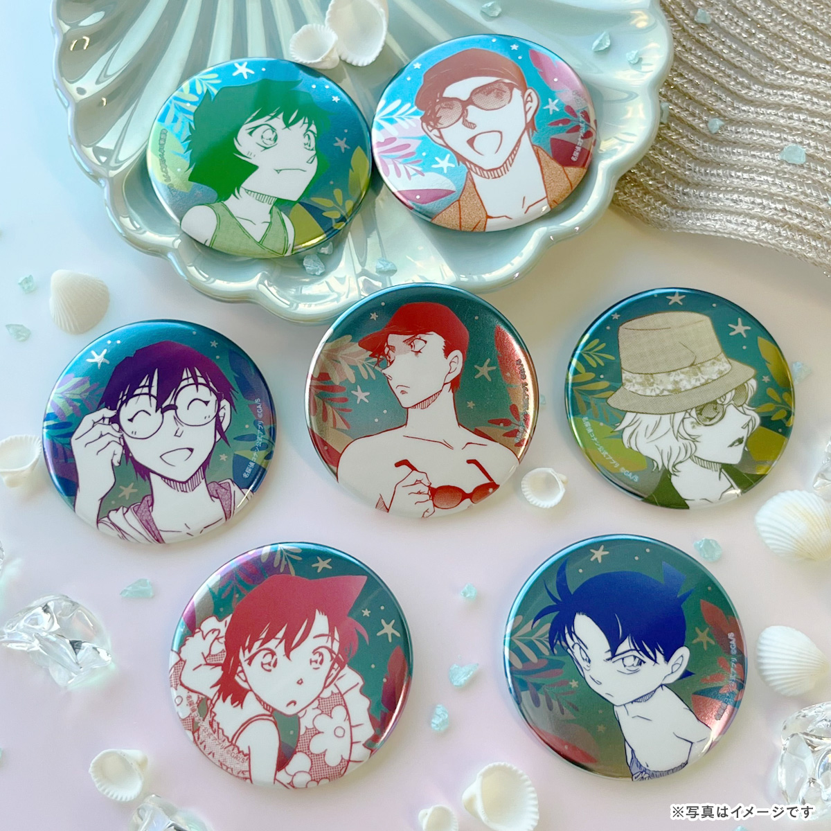 本日発売！ 🏖️さざ波シリーズ🏖️ ＼ 缶バッジとアクリル