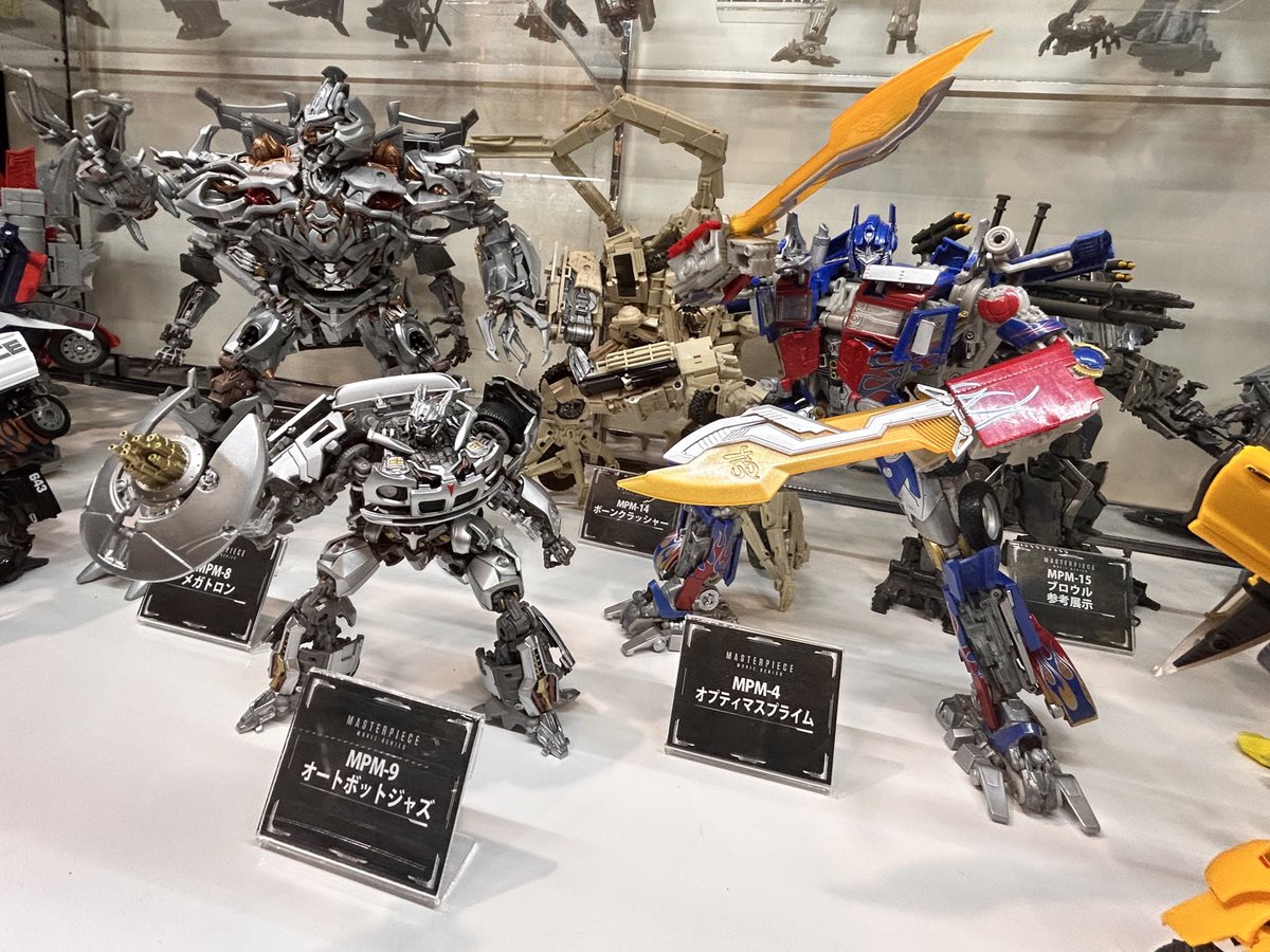 浦井さん、こんなにトランスフォーム大好きなのに、全く反応しない