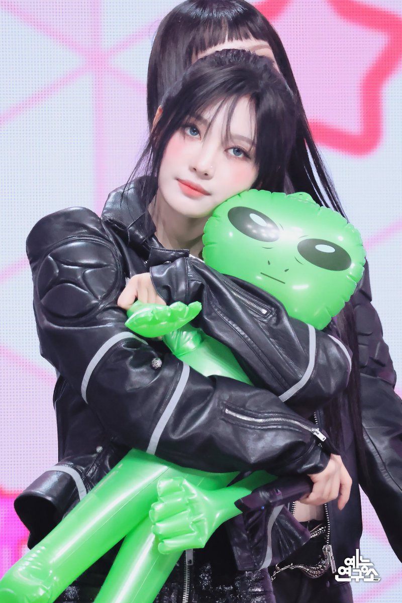 superstar Armageddon aespa ニンニン