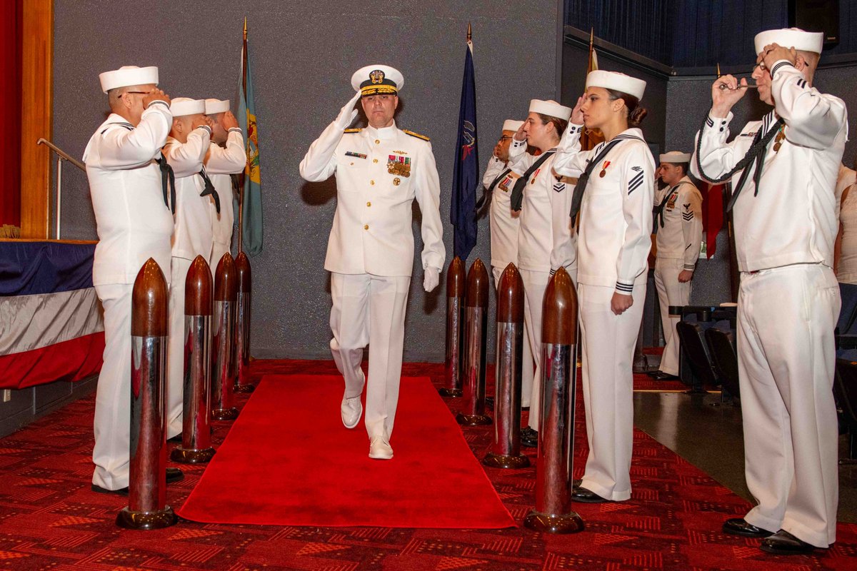 イアン・ジョンソン少将、在日米海軍司令官就任おめでとうございます㊗