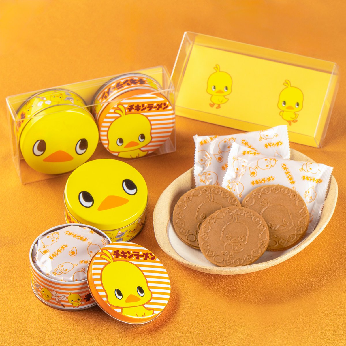 👈ゴーフルの焼き型は ひよこちゃん型なのがキュン🧡🐤 👉台紙の