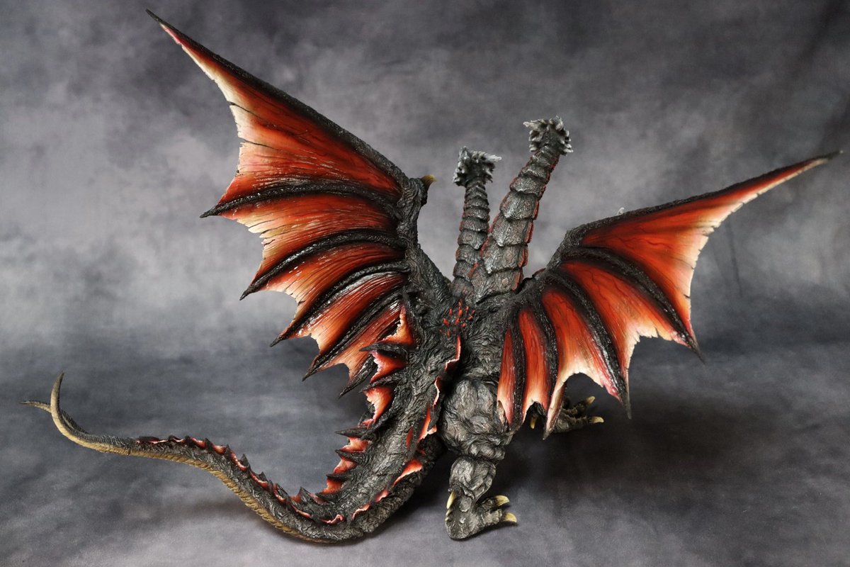 海洋堂 デスギドラ」完成。 原型:酒井ゆうじ氏 平成モスラ三部作最初の