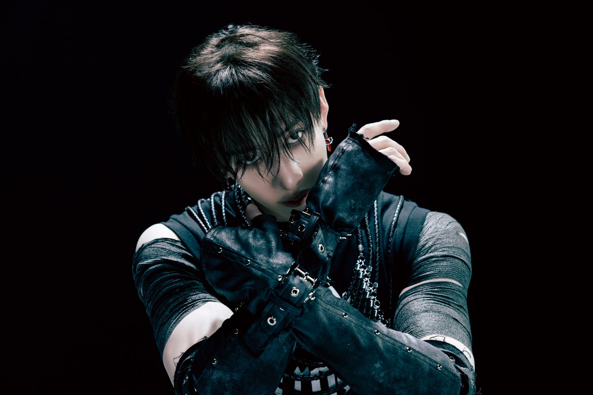 Stray Kids JAPAN 2nd Album『GIANT』 Pre Teaser Images #BangChan