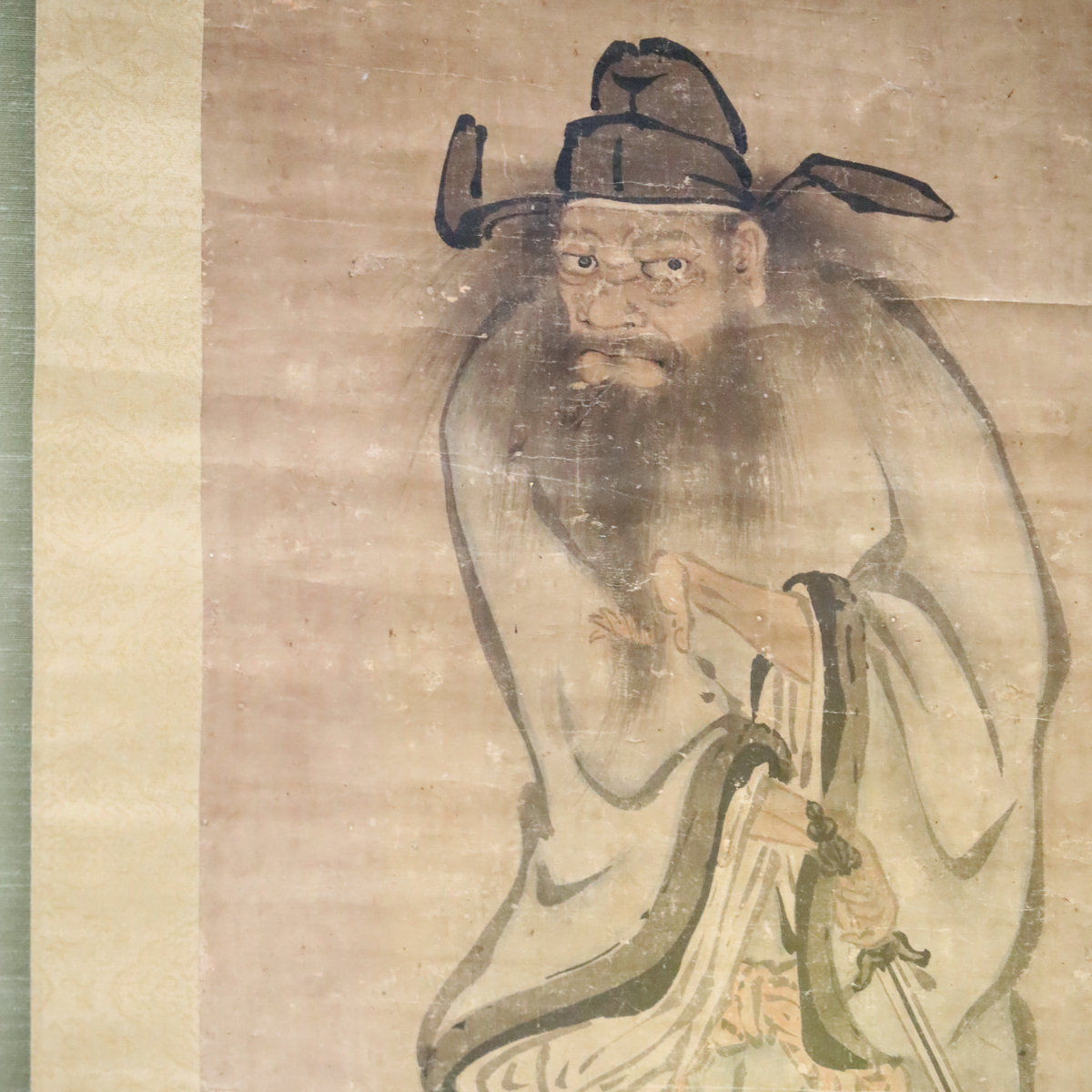 鍾馗（しょうき）は邪鬼をはらう中国の神です。 中国では古くから