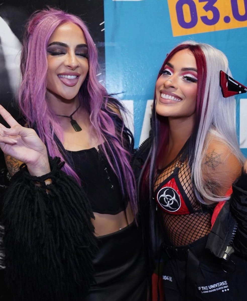 Dakota Kai and Zelina Vega reached 15K subscribers on their gaming