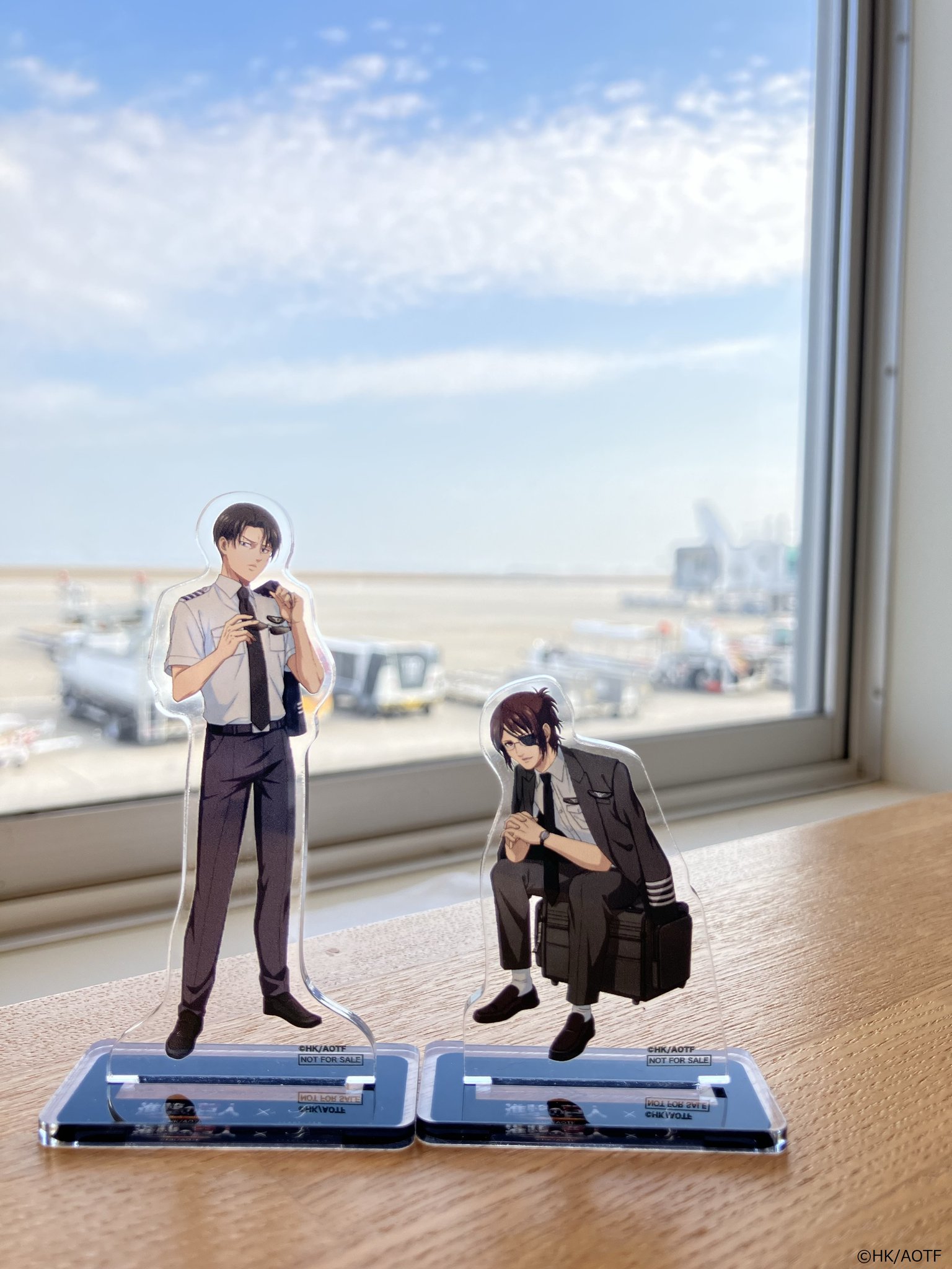 進撃の巨人 スターフライヤー 特典セット リヴァイ&ハンジアクスタ