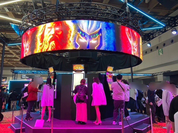 THE FUTUREブース🔮💫 ZEEG×ユニバ×サミーの新技術を搭入した