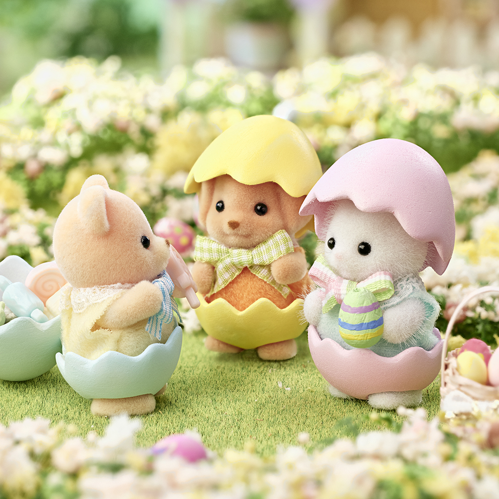 エッグハント をしている赤ちゃんたち🥚 「ぼくもみつけたよ！」 クマ