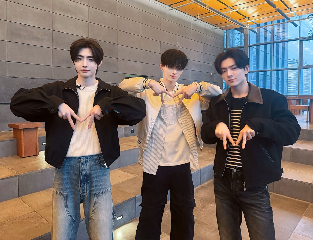 今日のENHYPEN] 今週もJAY・SUNGHOON・NI-KIの3人でM:ZINEに出演させて