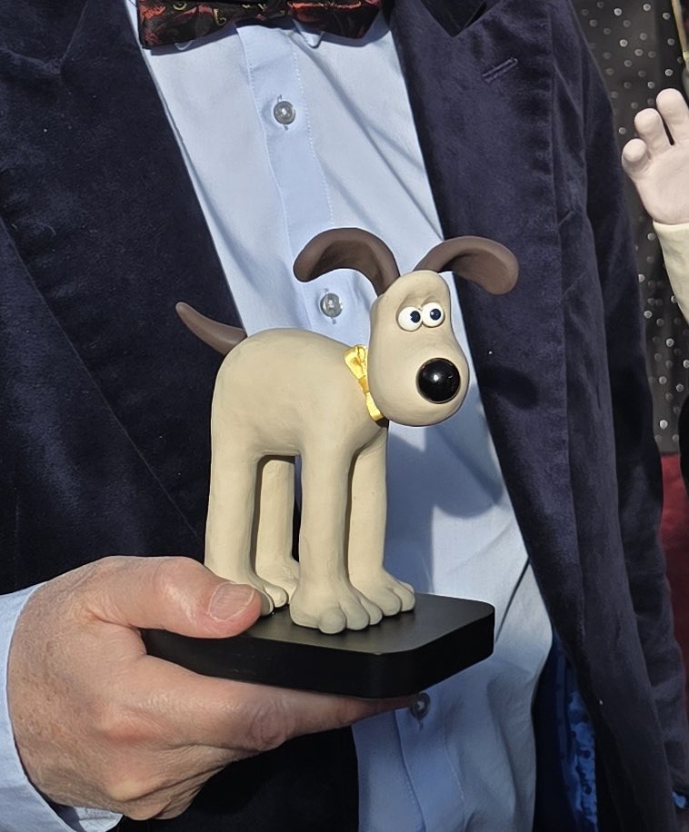 ウォレスとグルミットお揃いの蝶ネクタイしてた❣️ 可愛い❤️