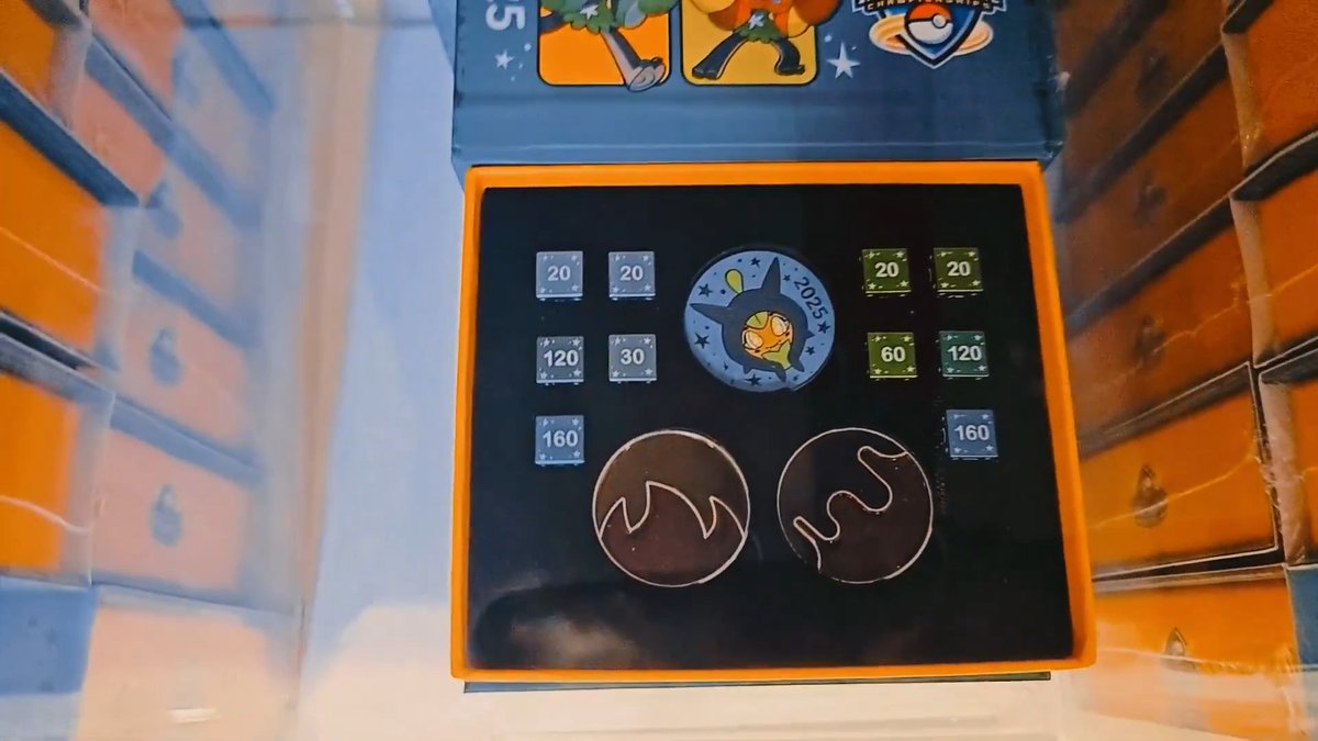 ポケカ海外情報】 オーガポンのポケモンコイン&ダメカンサイコロセット