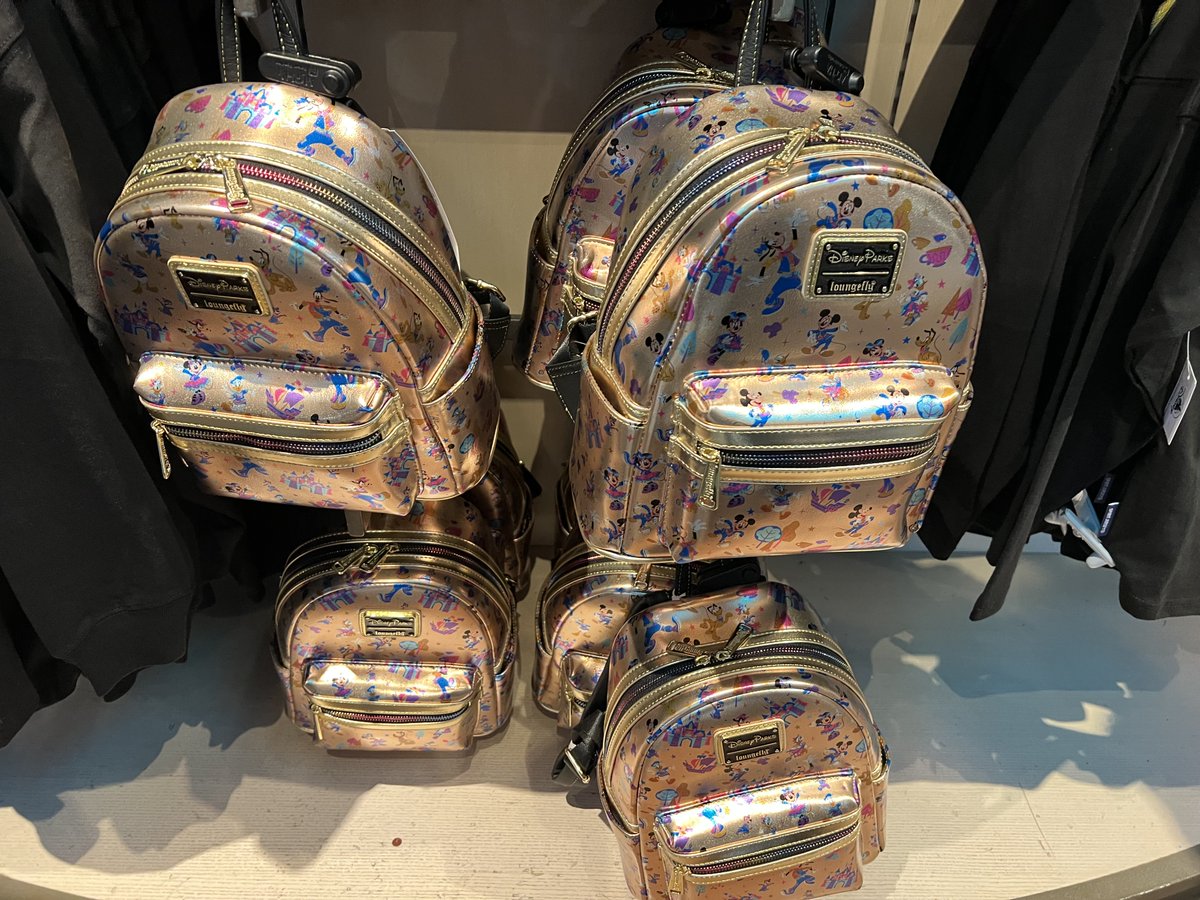 ディズニーランド70周年 ラウンジフライバッグパック