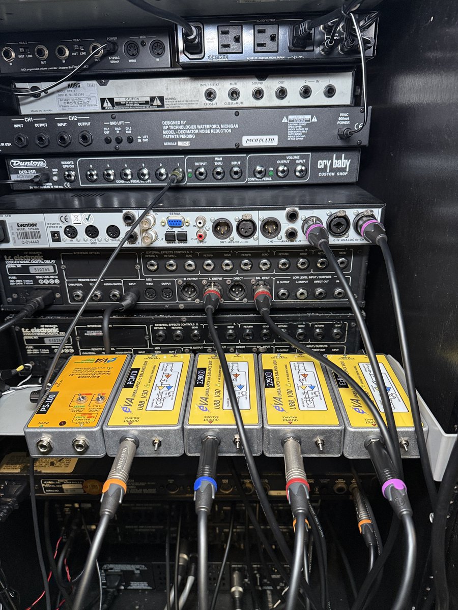 無事音出しが出来たようで安心致しました。よくUBB-V30だけ購入したい