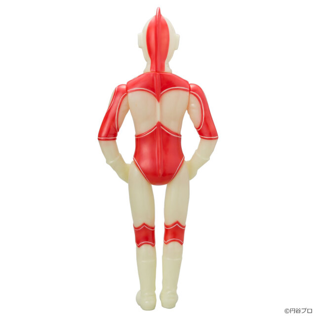 G帰ってきたウルトラマン(蓄光) フィギュア王限定カラー」こちらも好評