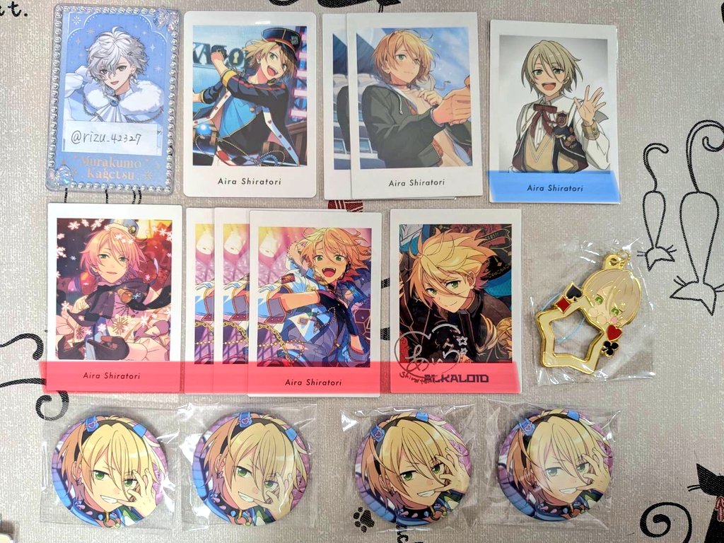 買取 譲渡】あんスタ 紙類 缶バッジ ぱしゃっつ ぱしゃこれ 求)記載額