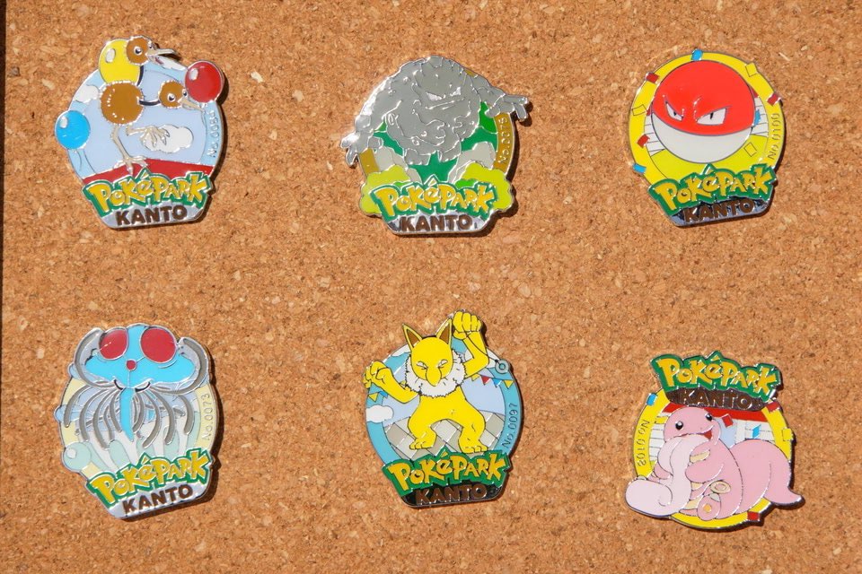 ポケパークカントー、ピンバッジを10個買うとおまけでプレミアボールを