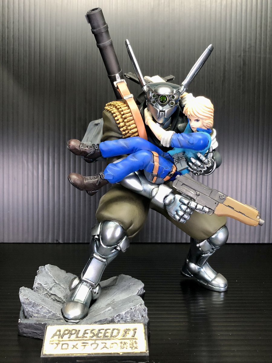 RT @JACKALKOTORI: #買って塗装したガレージキット見たい