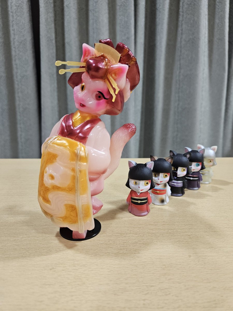 化猫遊女～地獄太夫 火焔 受注でお迎えしてました😻赤蓄光どうしても