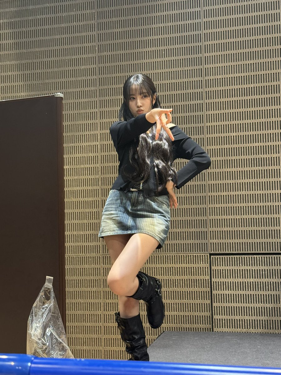 260211 ぎゃるぴーす✌️ #STAYC #스테이씨 #YOON #윤