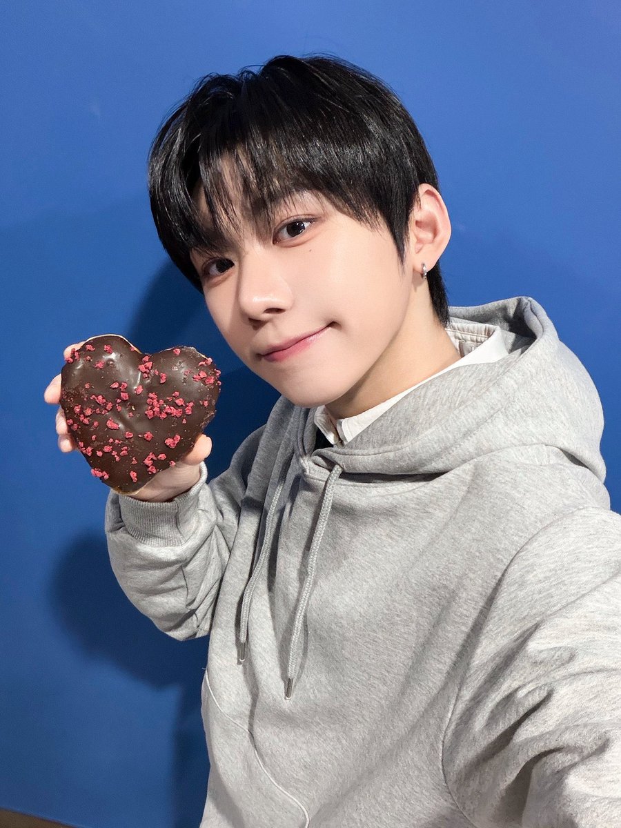 📸] 260214 - HAN UPDATE FROM @AHOF_official X POST “𝓗𝓪𝓹𝓹𝔂