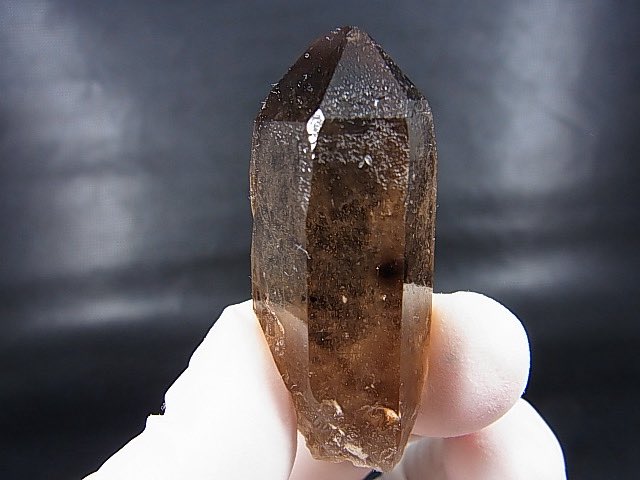 パキスタン🇵🇰スカルドゥ産スモーキー水晶。タントリックツインや