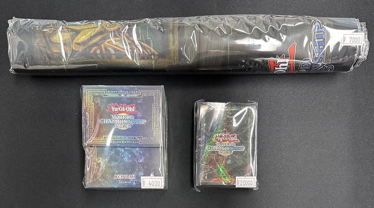 遊戯王 サプライ】 WCS 2025 パリ スリーブ￥20,000- プレイマット