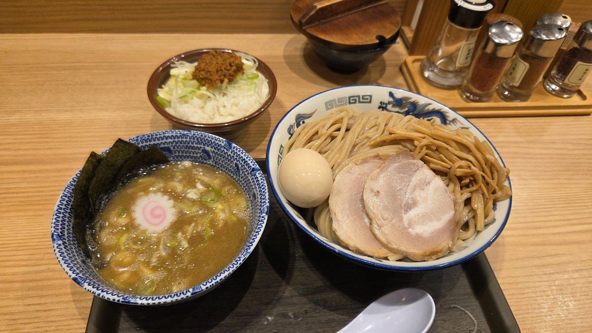 明日の為にセルフケア♪ (余分なカロリー摂取への言い訳) と買おうと