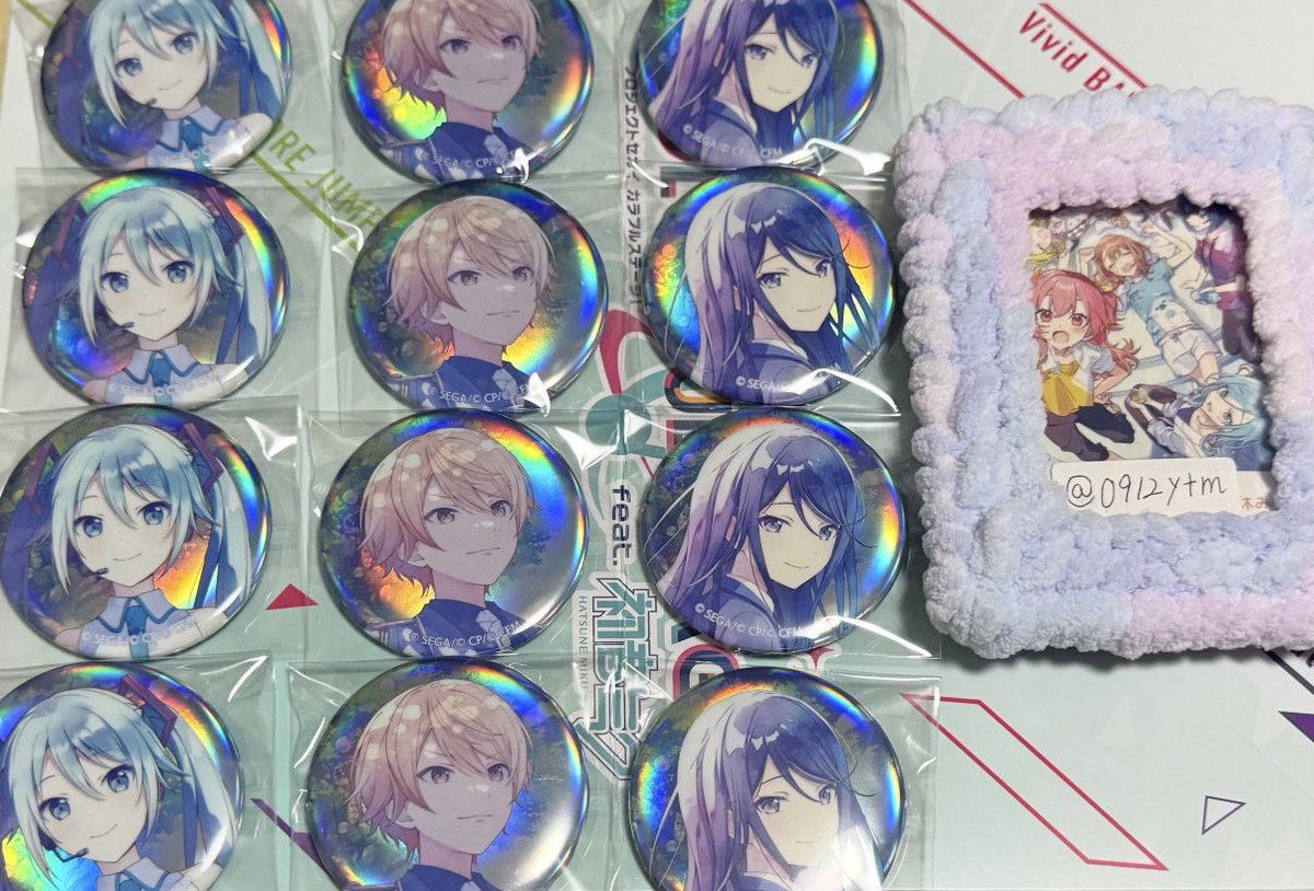 プロセカ Memories of Melody オーロラ缶バッジ 譲:ミク、司、☆一歌