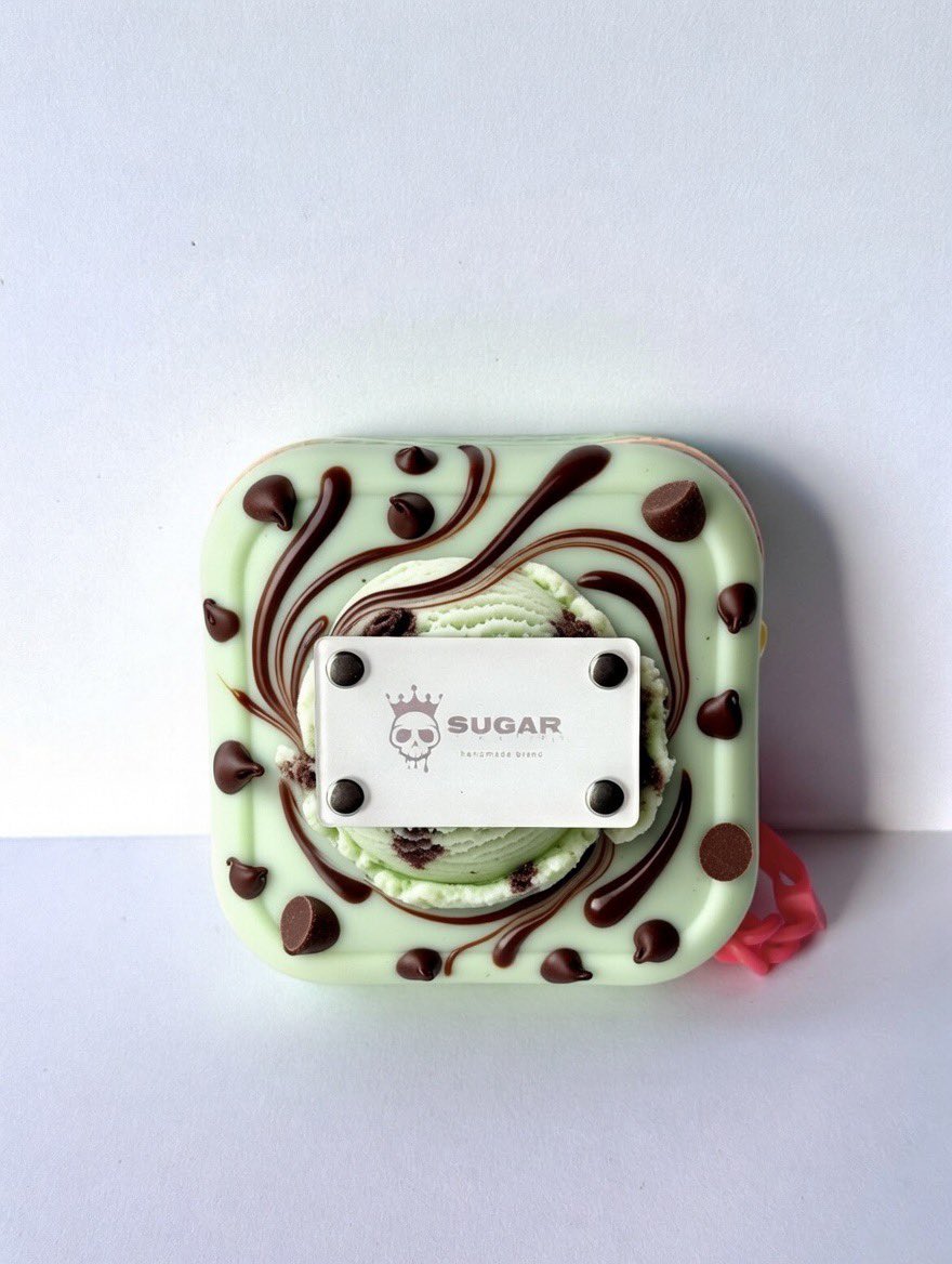 ケースをチョコミントにしてもらったw 作れないけど意外とあり？？w