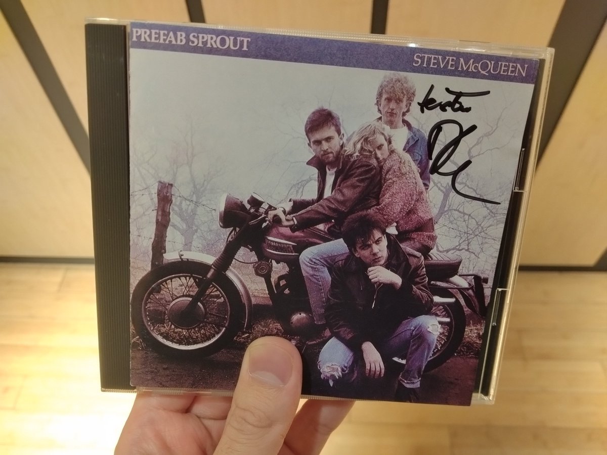 心のベストテン第1位の大傑作にサインまで頂けて、本当に英国音楽