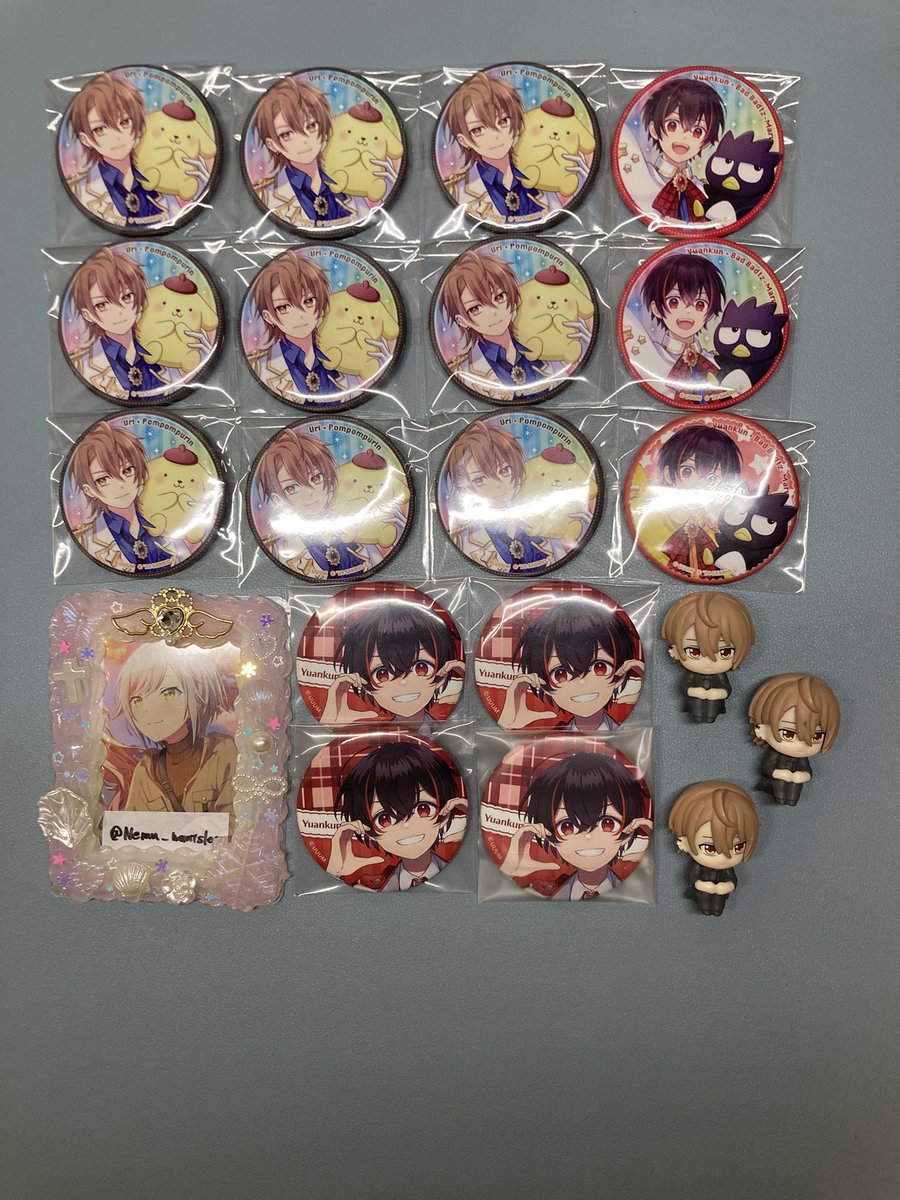🍗くんのパラぴち缶バッジはあと6個、🎸くんは11個お譲り可能 ただし好条件