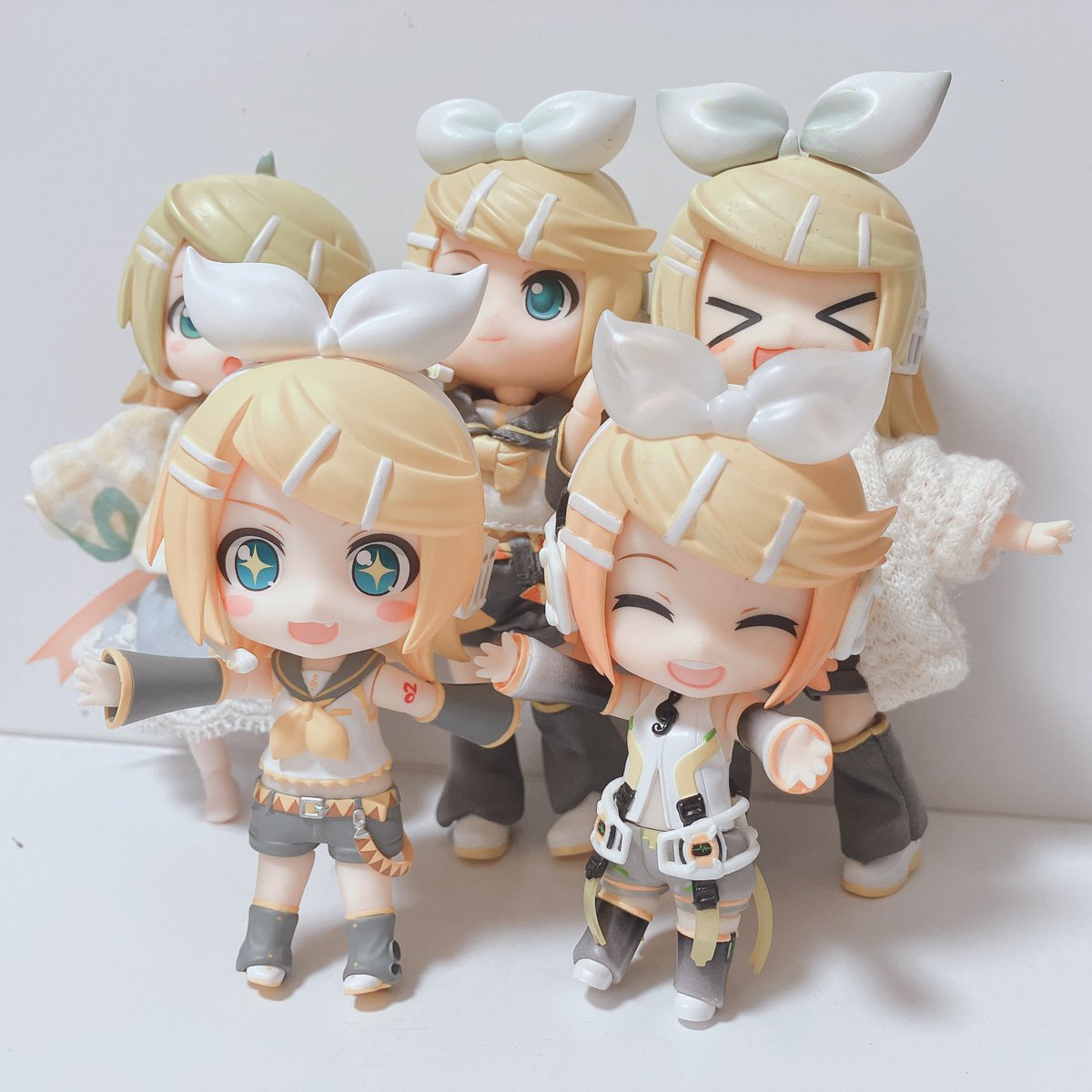 リンちゃん(ソフト名っ子)集合写真だ〜！上の左から 応援リン ねんどー