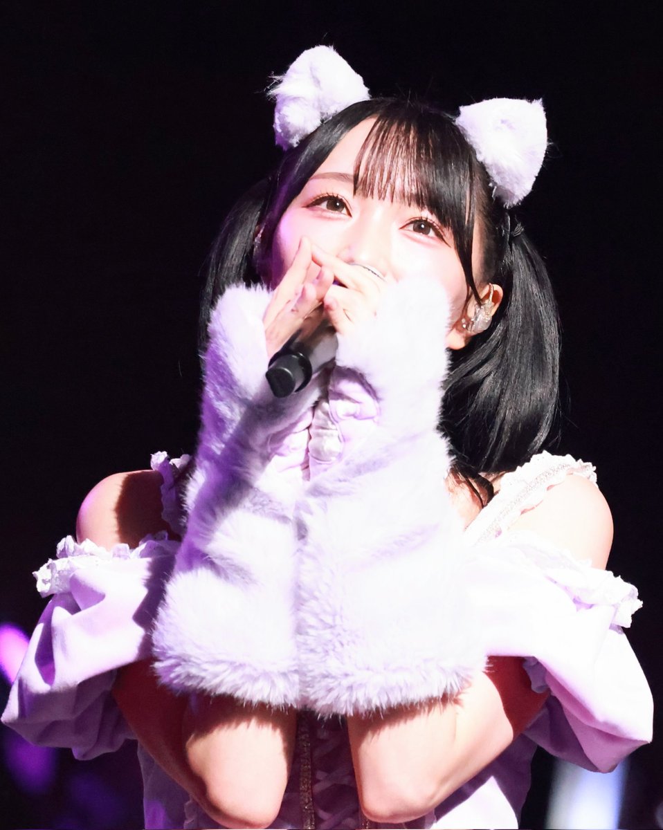 猫の日なので以前の写真を見ていたら可愛い衣織ちゃんいた🐱 #野口衣織