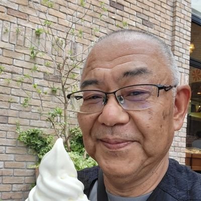 浜田省吾FFF、Tシャツです。白はXLを買いました。身長164で体重78キロ