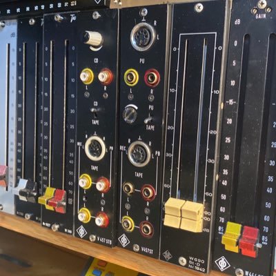 DTM機材 バラ売り⭕️ DTM機材 バラ売り⭕️ profes@DTM環境再構築中