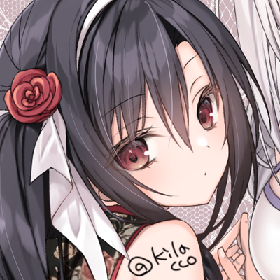 稟の抱き枕と直筆サイン入りA4色紙セット。 大量に搬入したのですぐ