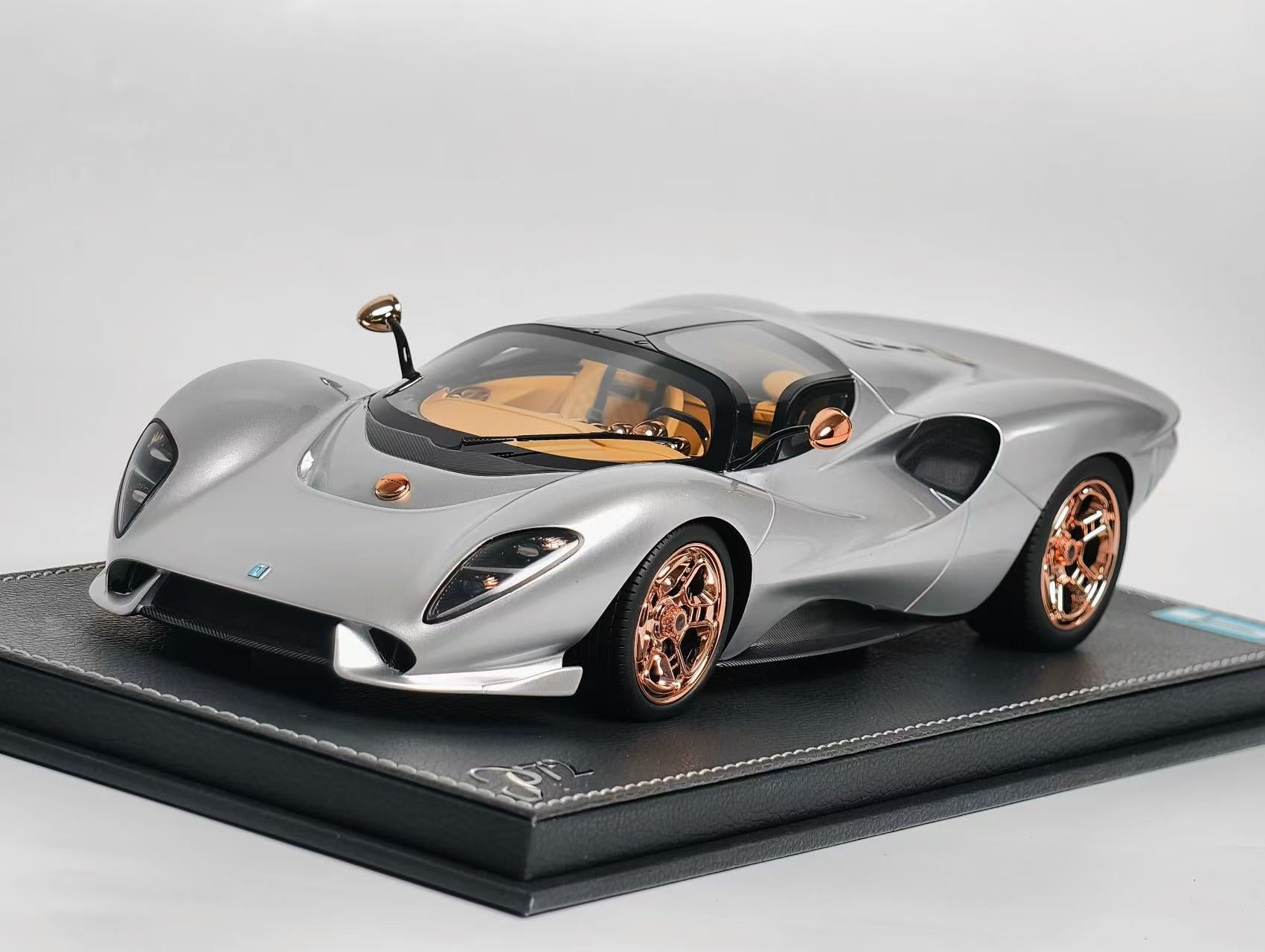 1/18 De Tomaso P72 2024 Silver | Peako Model