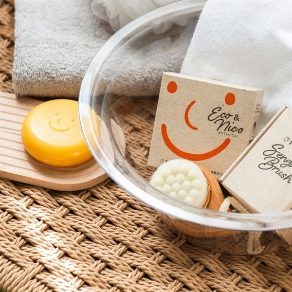 エコアンドニコ クレンジングソープ ペリカン石鹸オンラインショップ