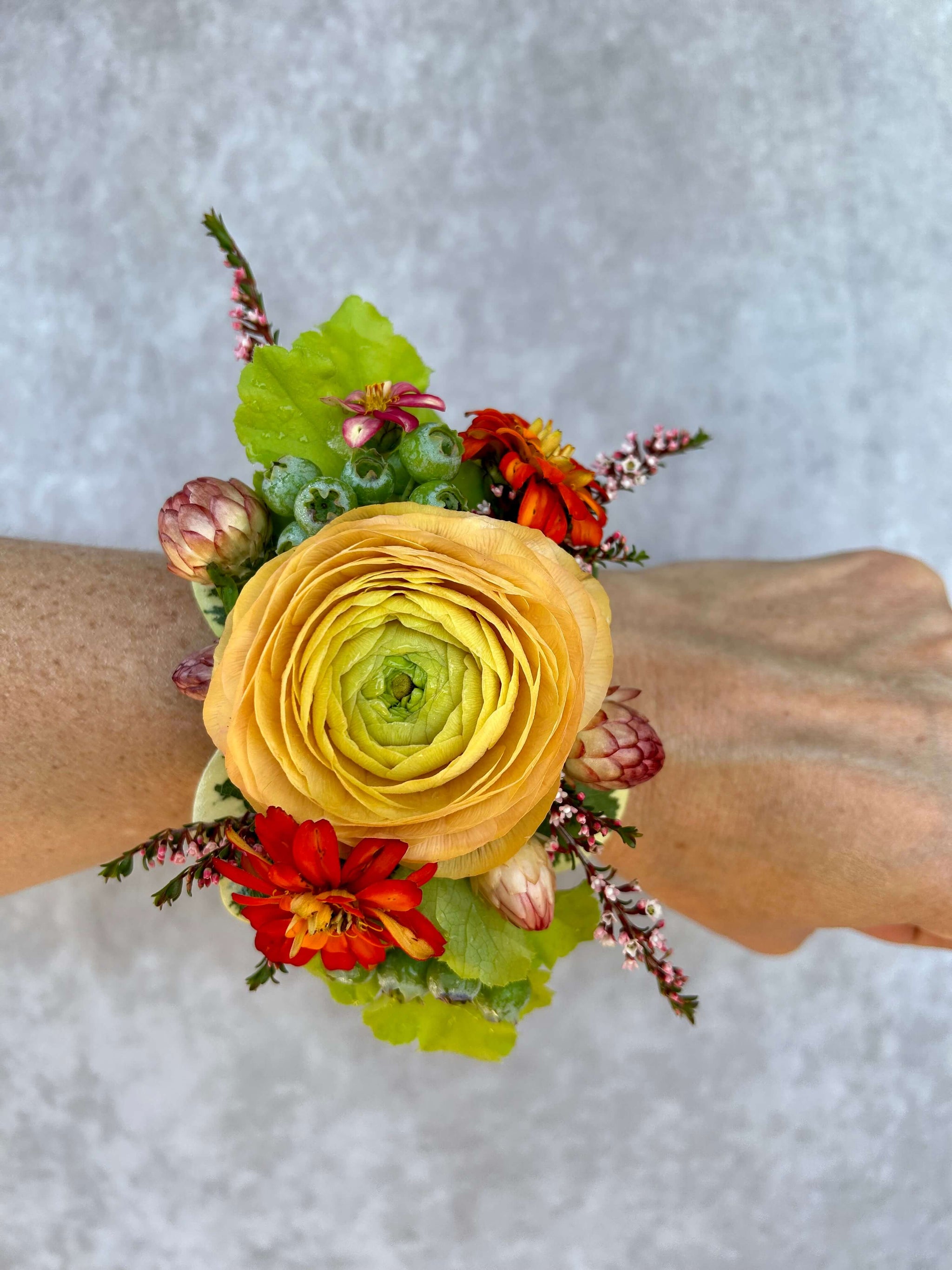 ModernboutonnieretrendsColorad