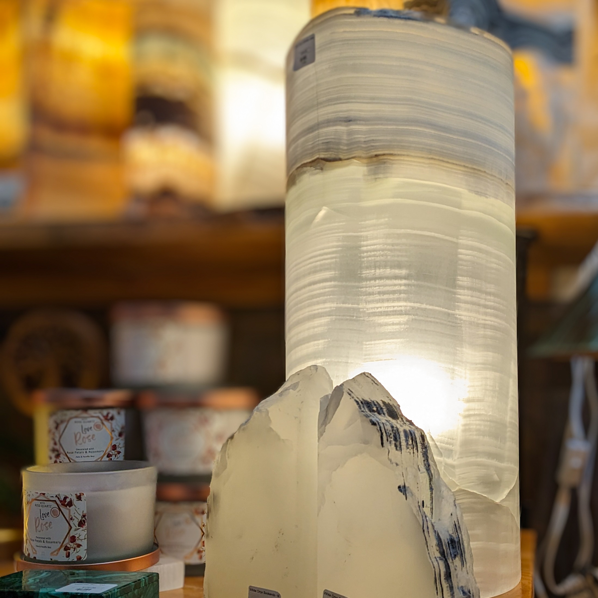 Onyx Lamp – Pezrok: Nature's Artistry