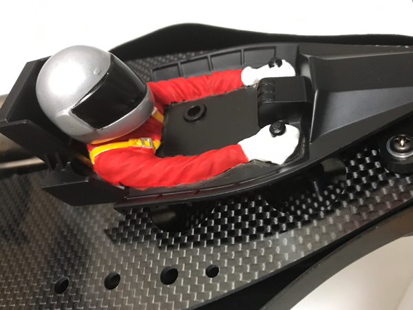 タミヤ アバンテ 2011組み立て ホイール ドライバー人形 : Black Fantom